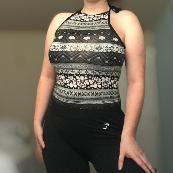 ✨SOLD✨American Eagle halter top - Picture 3 of 13